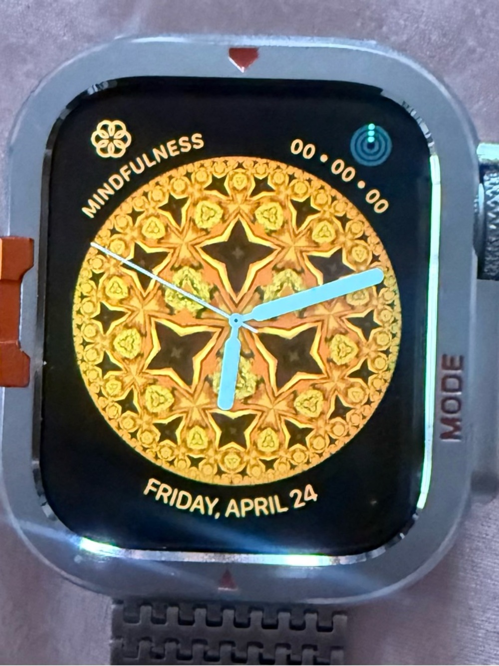 Apple Watch Series 4 Silver Aluminum with Silver Milanese Band